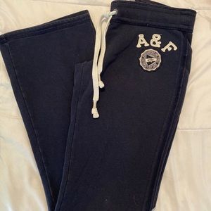 Y2K NAVY BLUE SIZE M ABERCROMBIE & FITCH SWEATPANTS